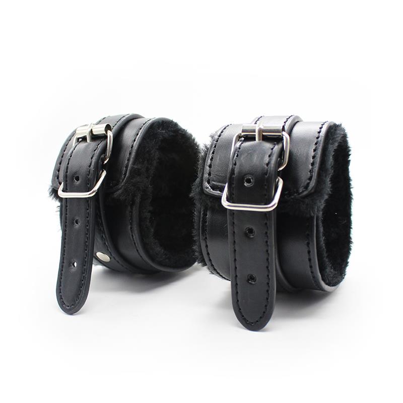 Conjunto BDSM 12 Peças IntoYou l