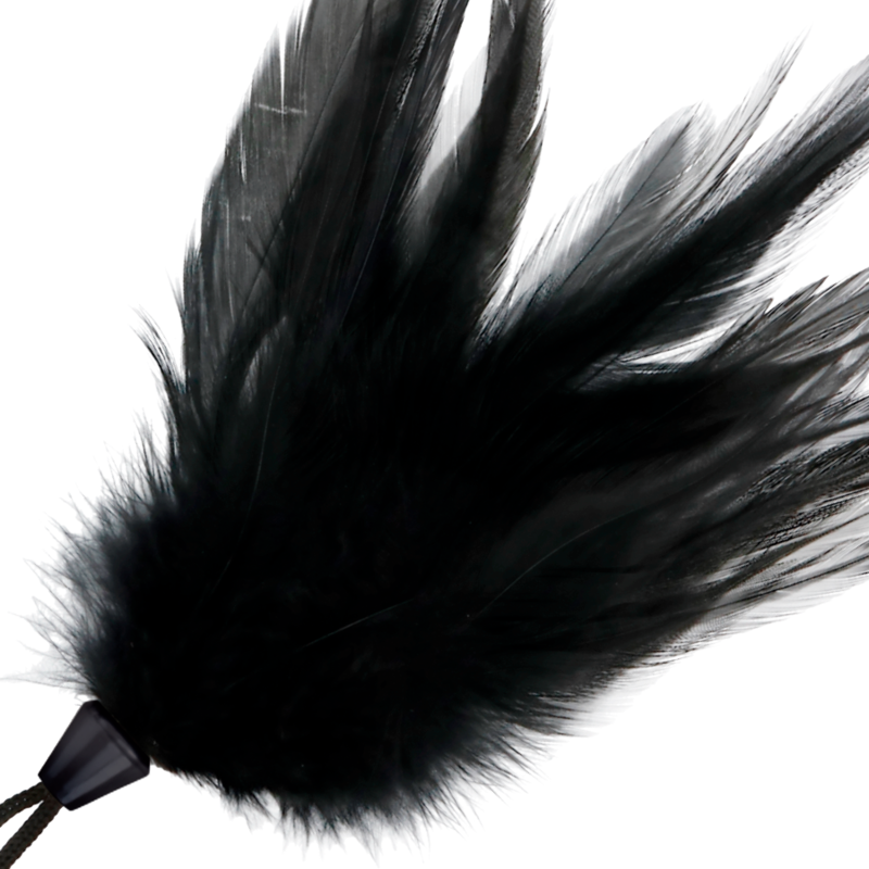 Pluma Darkness Preto 17cm